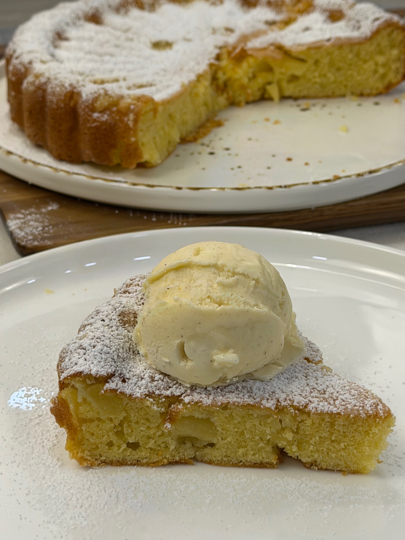 Easy Apple Cake