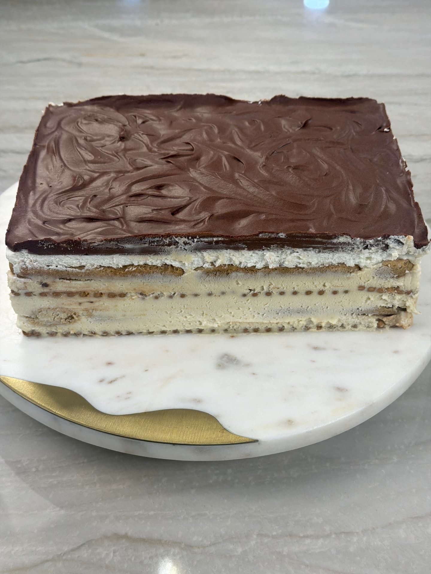 No-Bake Coffee Biscuit Dream Cake