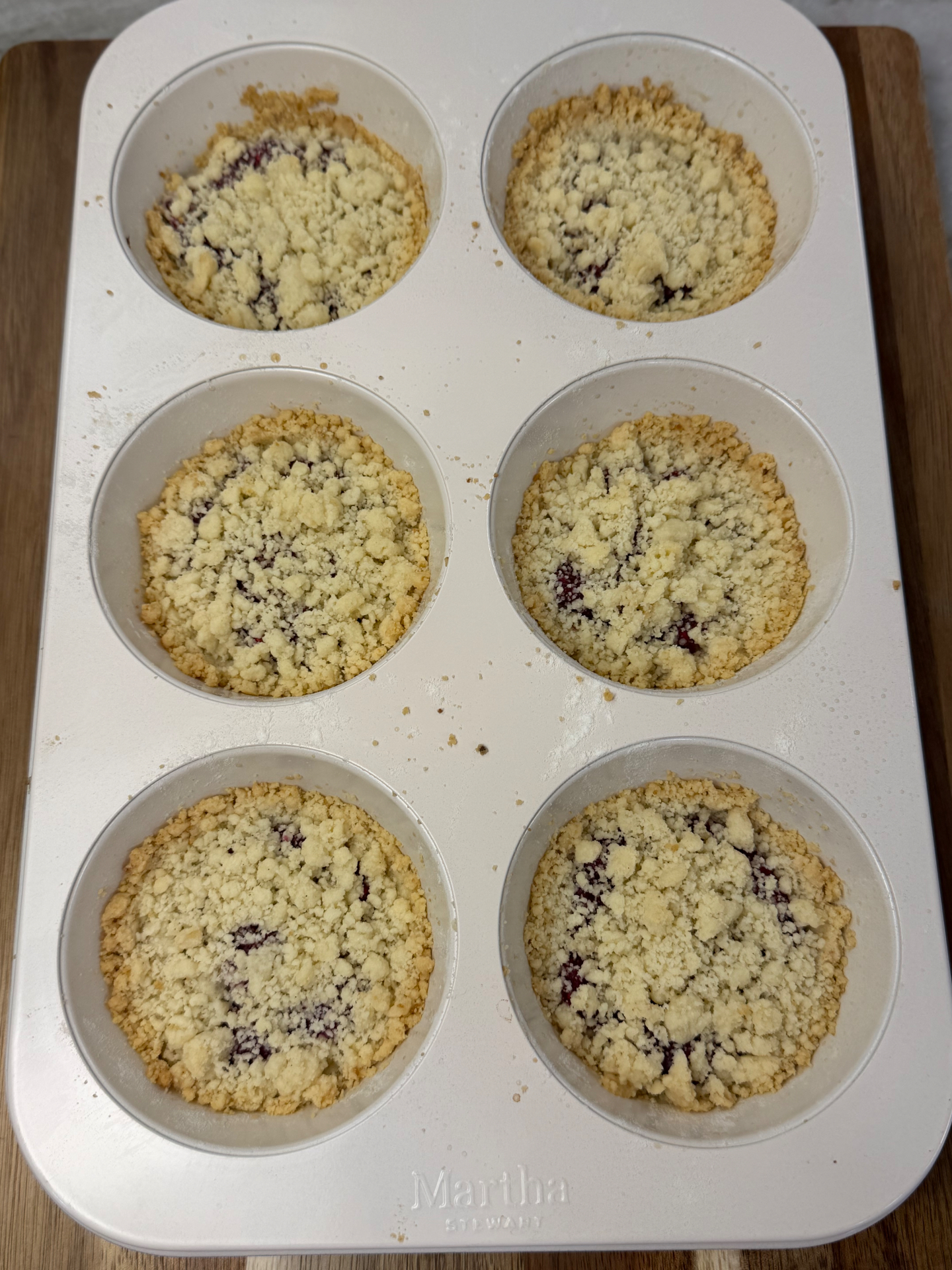 Easy Raspberry Crumble Cookies — 12