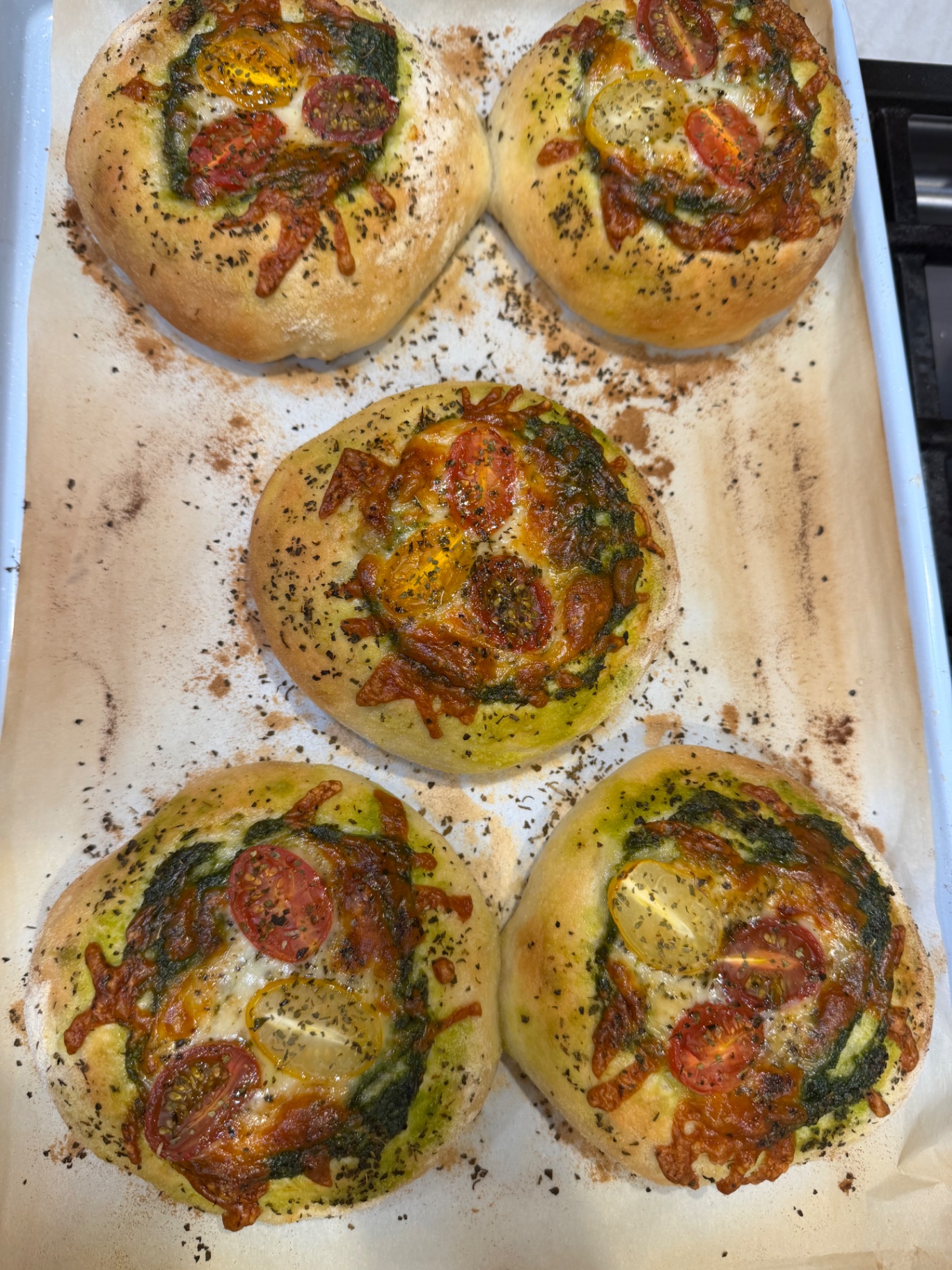Easy Homemade Mini Pizzas — 10