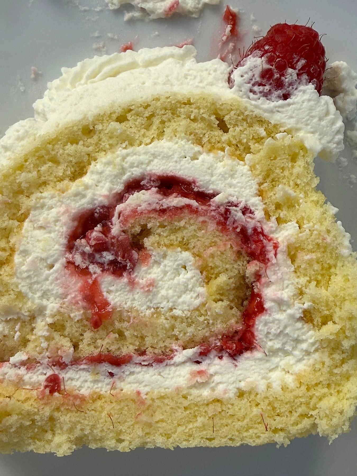 Toti's No-Crack Raspberry Swirl Roll — 3