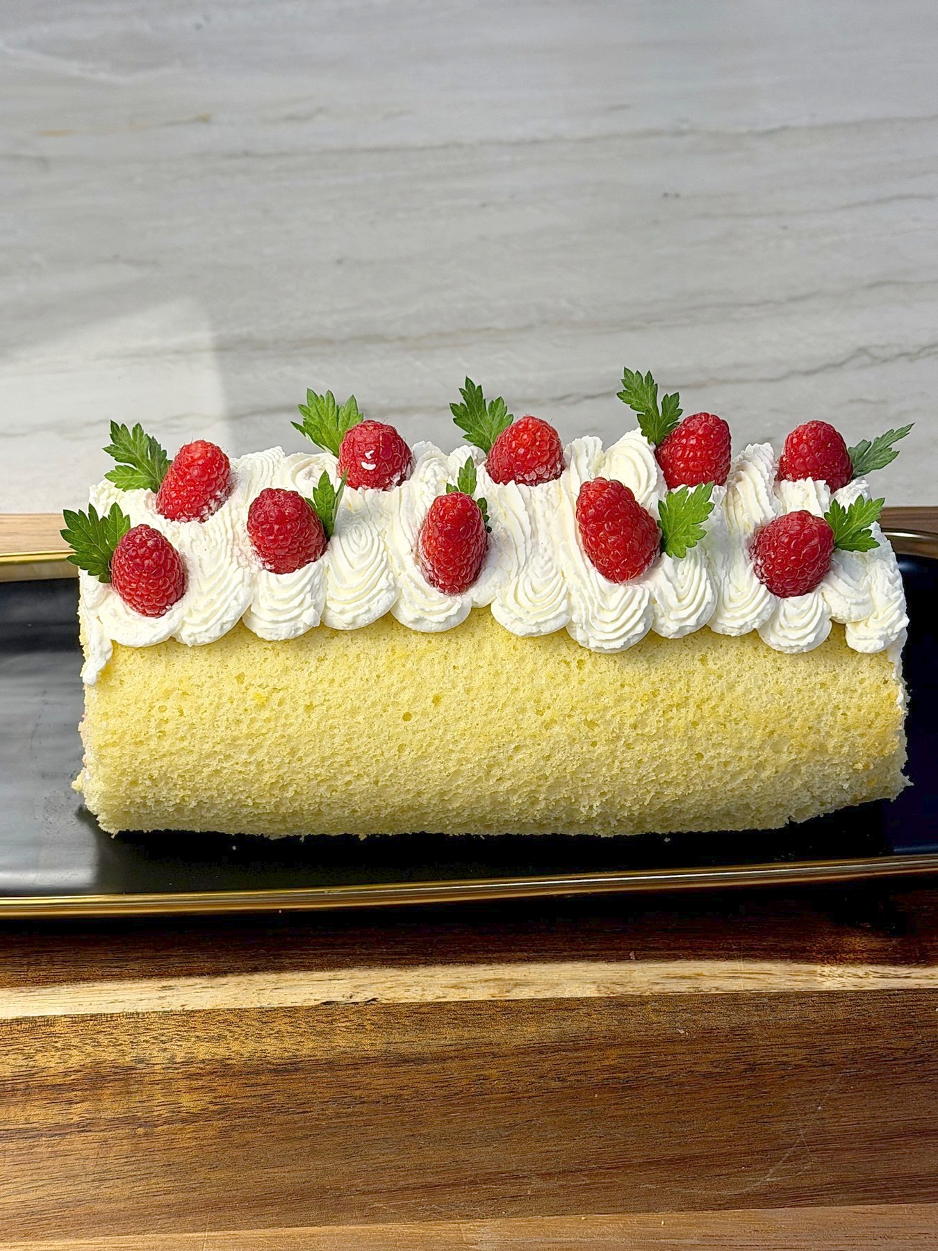 Toti's No-Crack Raspberry Swirl Roll — 4