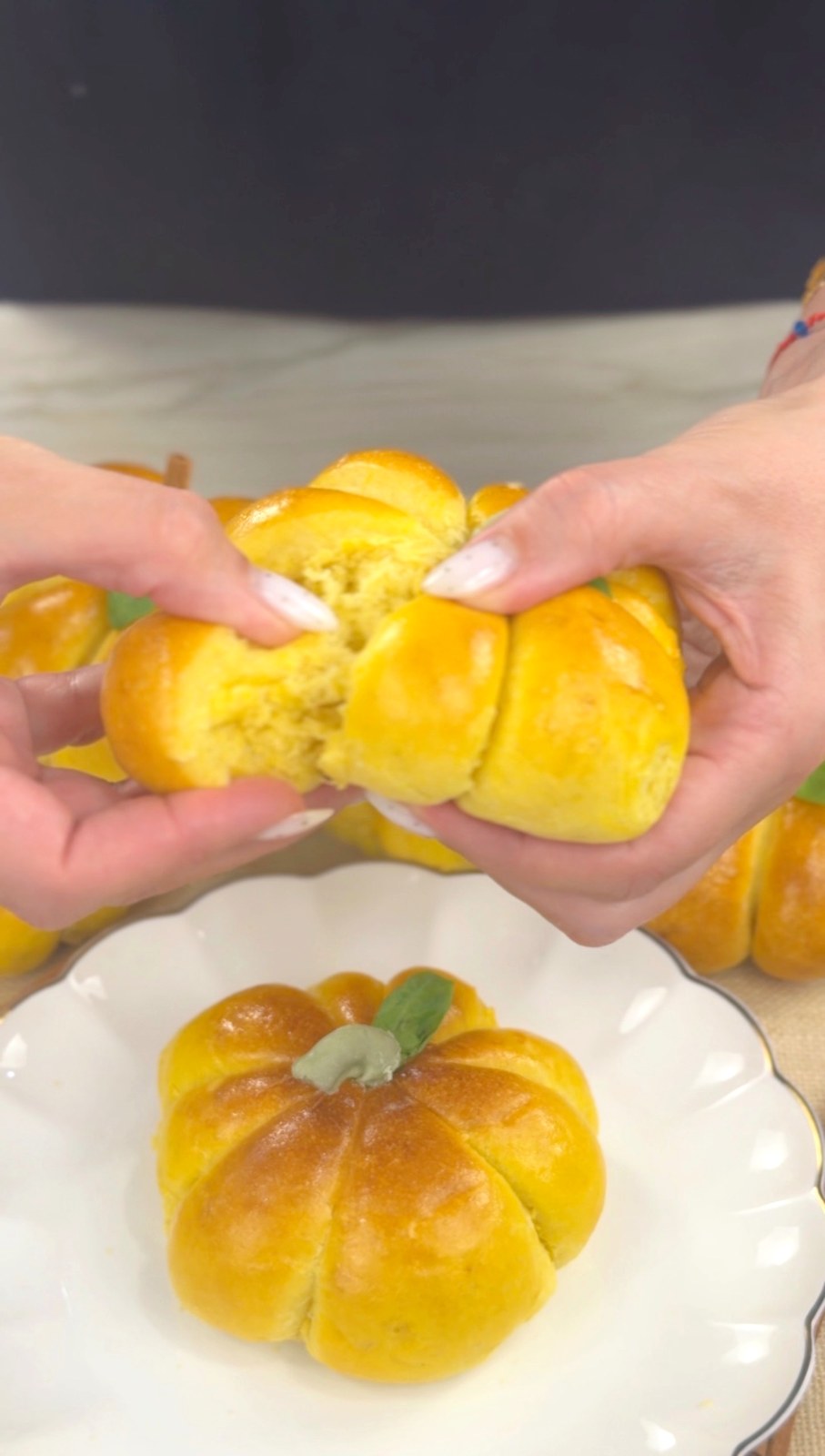 Pumpkin-Shaped Pumpkin Buns — 12